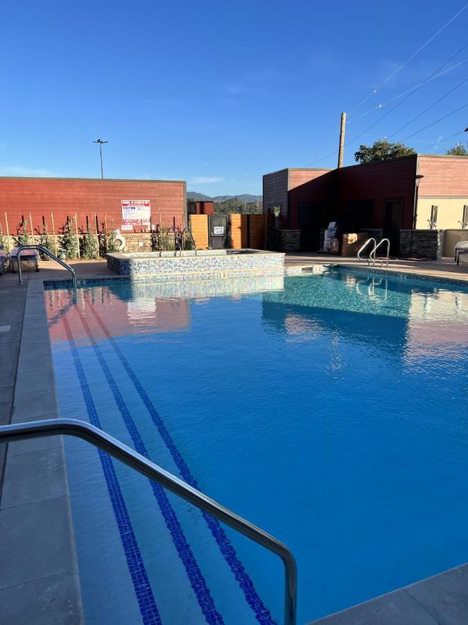 Wyndham Garden Redwood Valley - Ukiah Ngoại thất bức ảnh