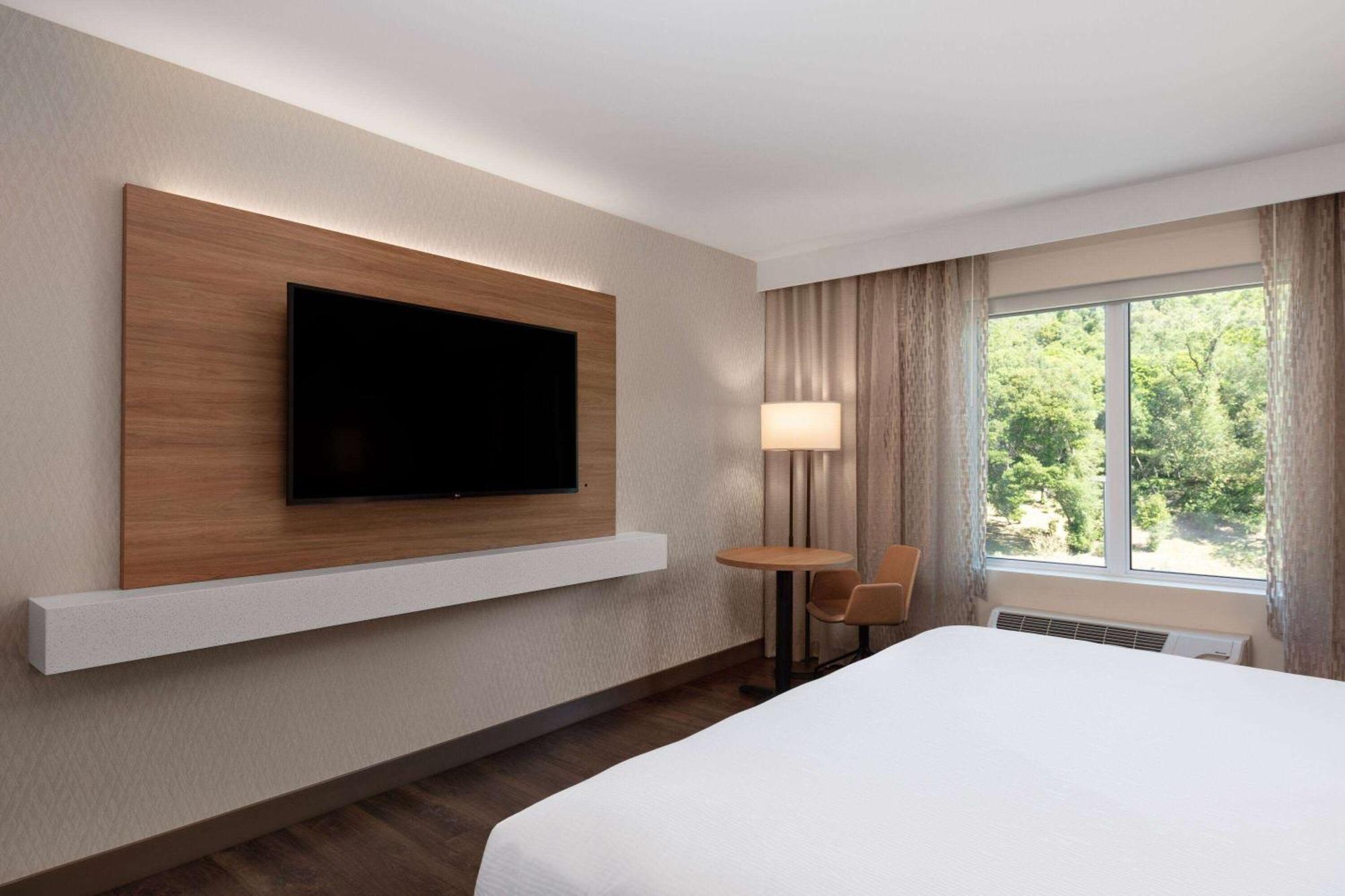 Wyndham Garden Redwood Valley - Ukiah Ngoại thất bức ảnh