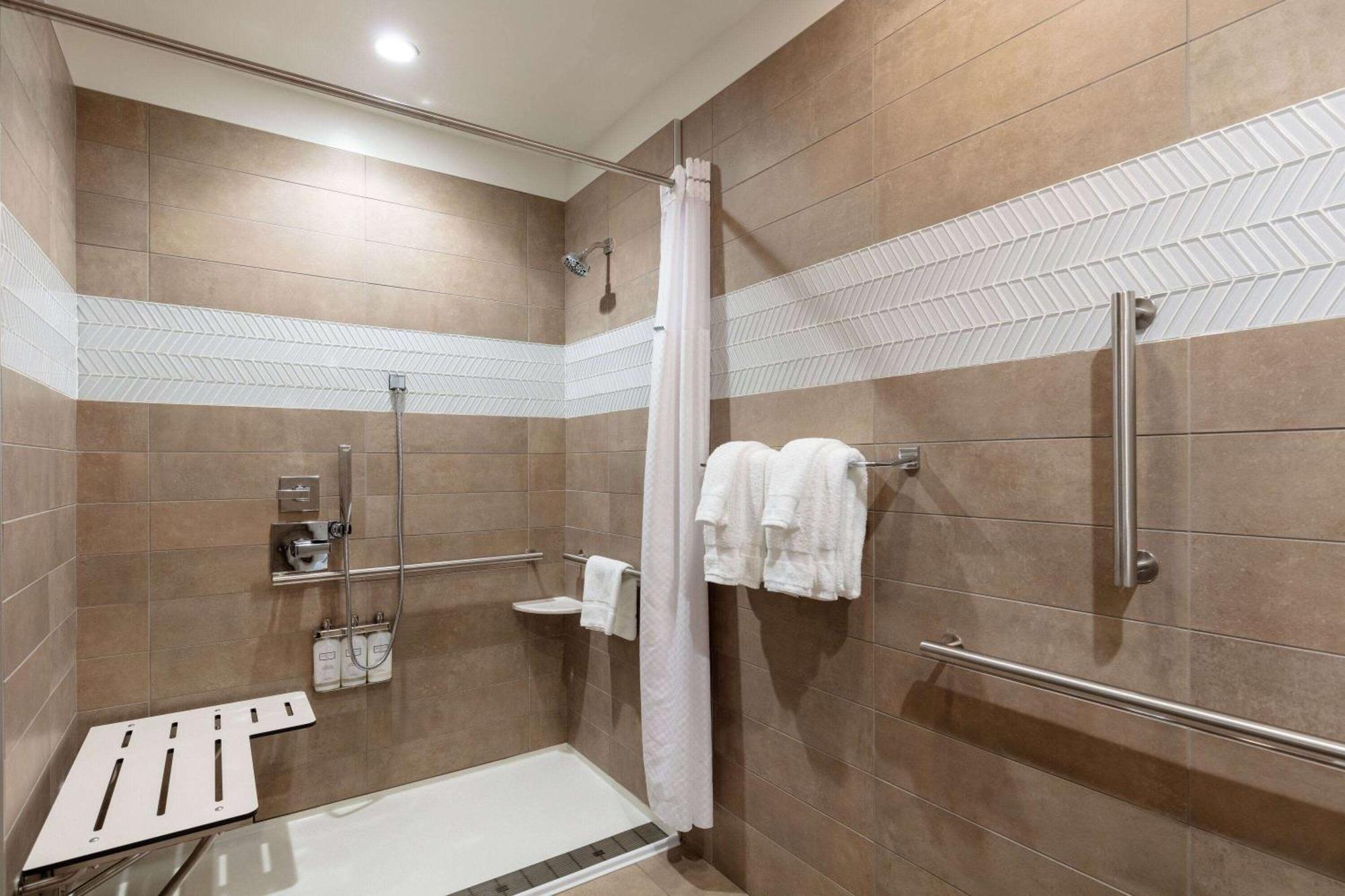 Wyndham Garden Redwood Valley - Ukiah Ngoại thất bức ảnh