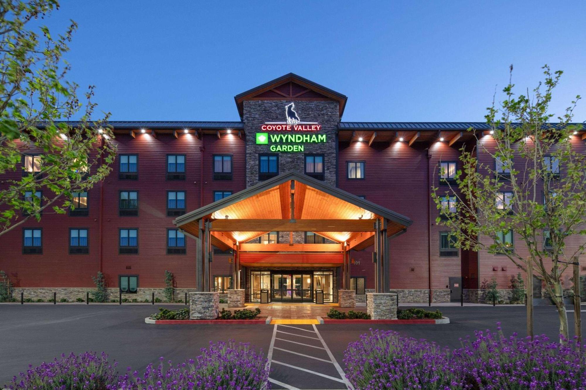 Wyndham Garden Redwood Valley - Ukiah Ngoại thất bức ảnh