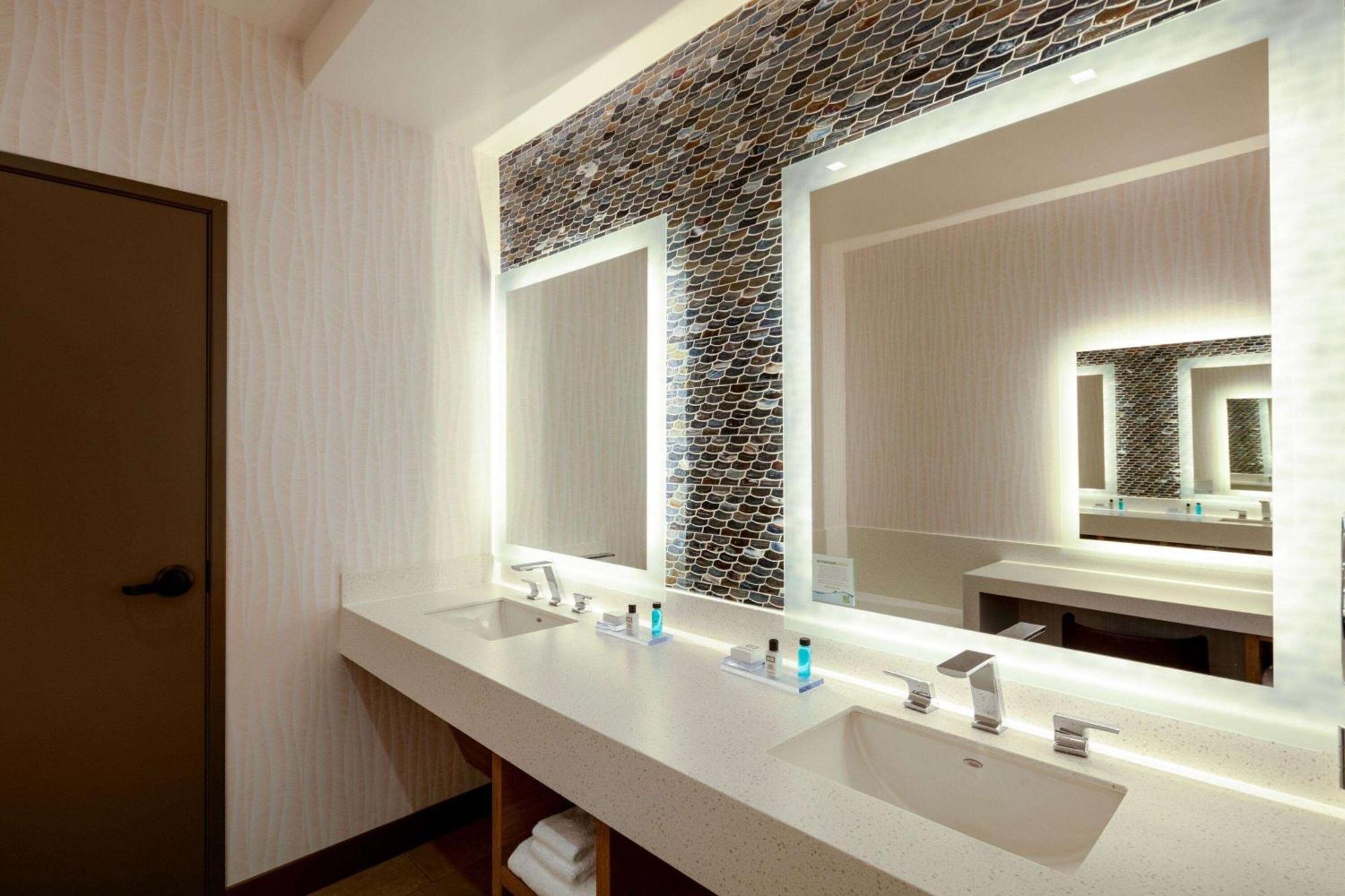 Wyndham Garden Redwood Valley - Ukiah Ngoại thất bức ảnh
