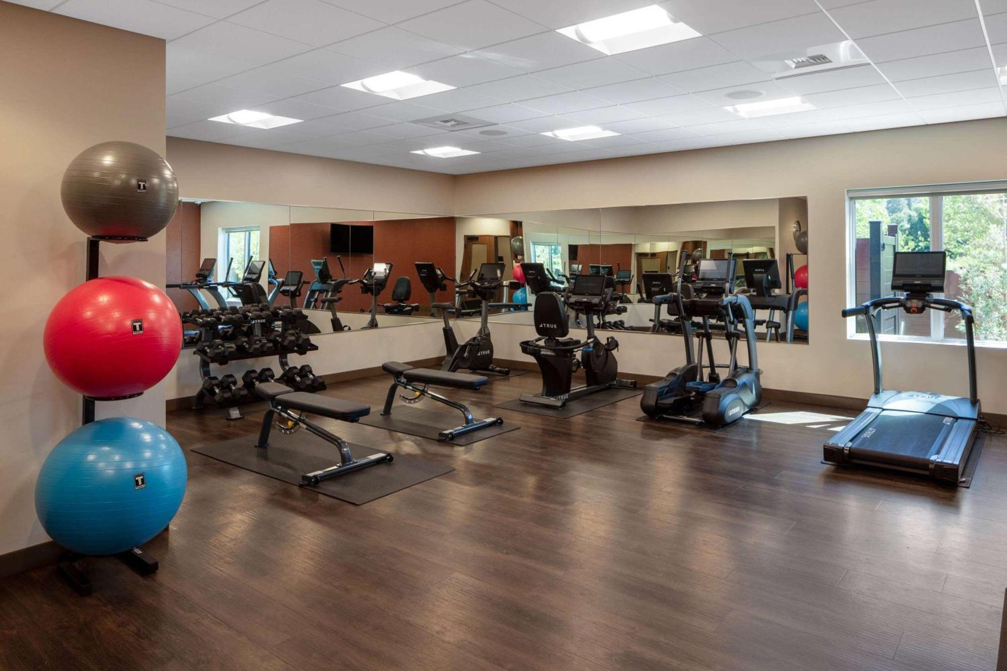 Wyndham Garden Redwood Valley - Ukiah Ngoại thất bức ảnh